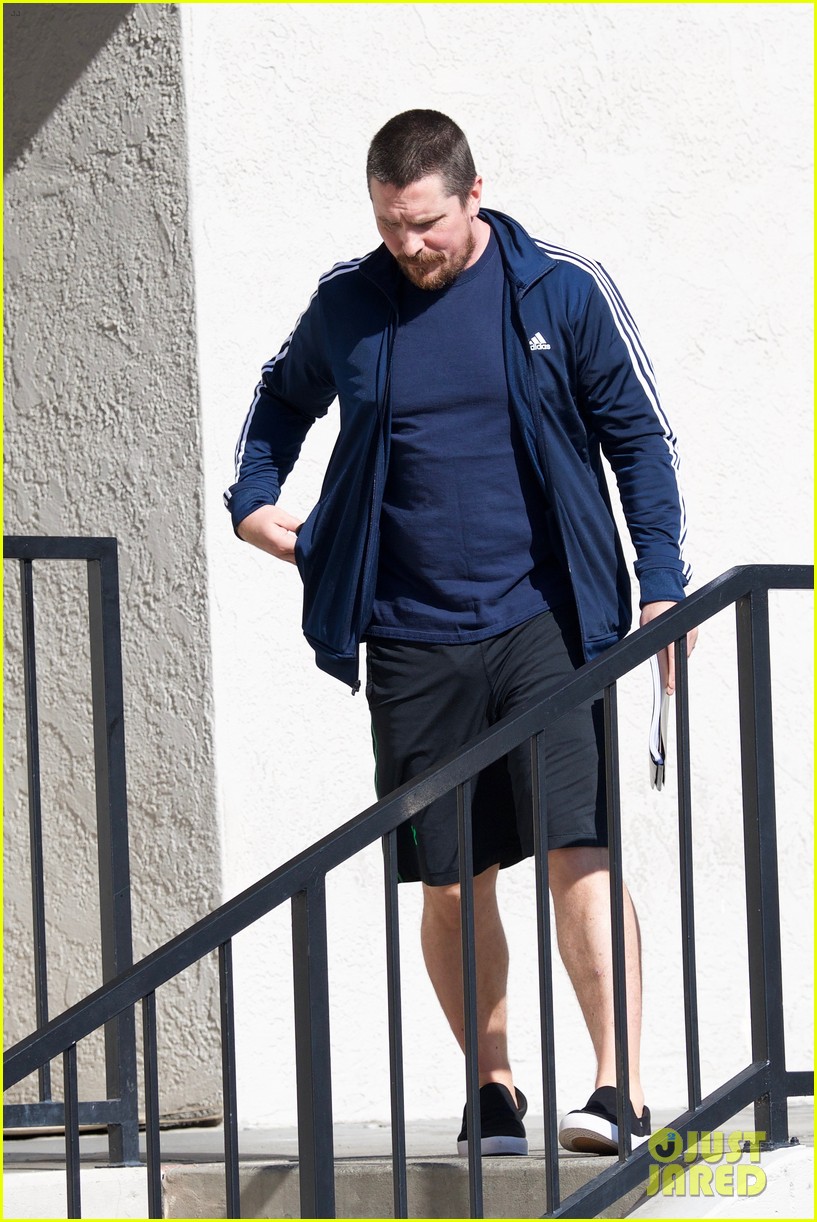 christian bale puts slimmer figure on display while out in la 03