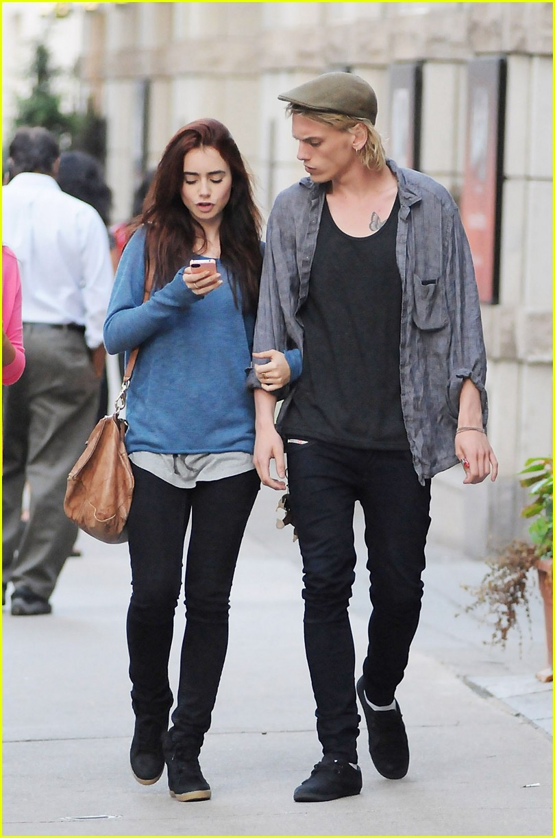 lily collins jamie campbell bower might be dating again 094008557
