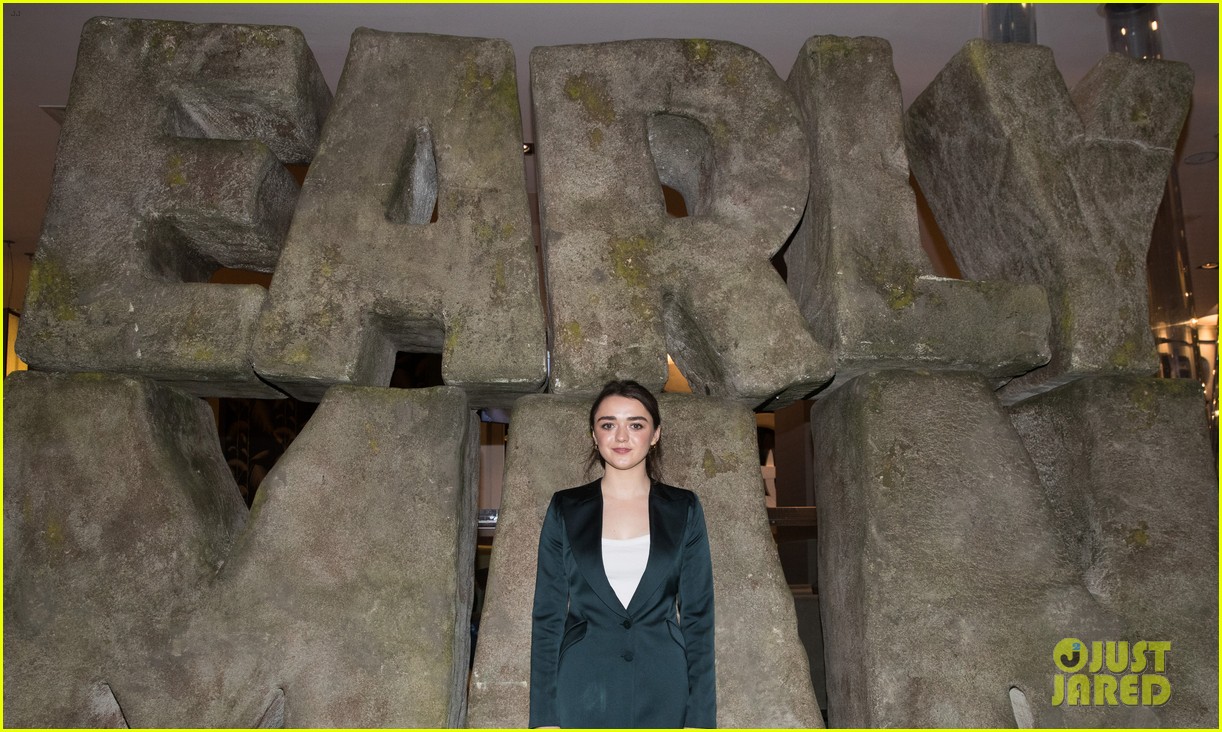 maisie williams early man event 044019596