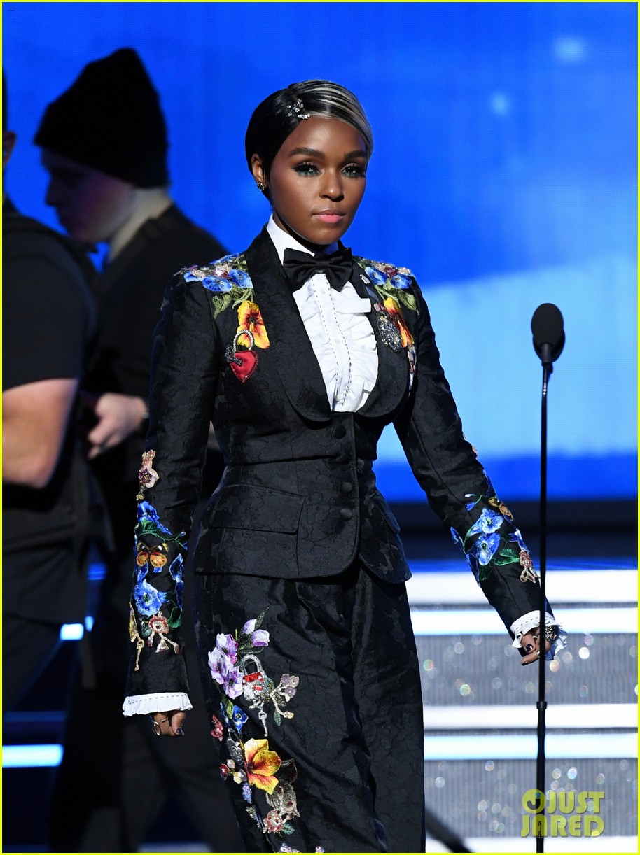 janelle monae delivers powerful grammys 2018 speech for times up 10