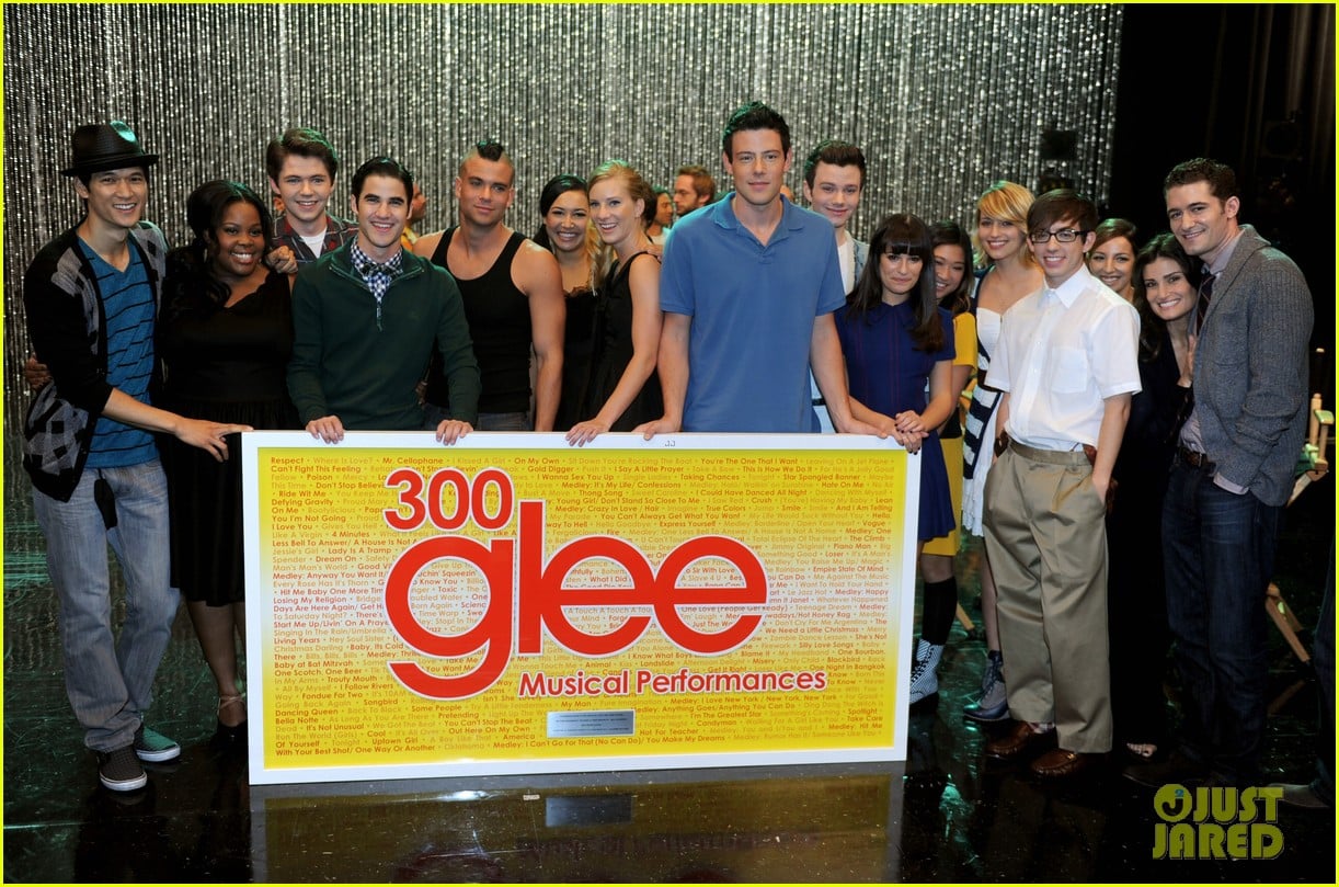 Glee's Matthew Morrison Posts Tribute for 'Angel' Mark Salling Photo