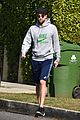 robert pattinson wears his gym clothes for a casual stroll 03