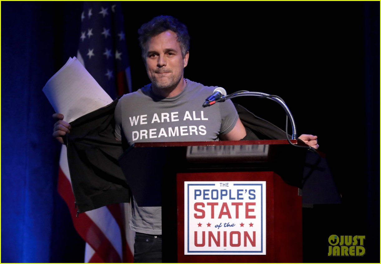mark ruffalo joins patricia arquette andra day and more stars at peoples state of the union2 084024192