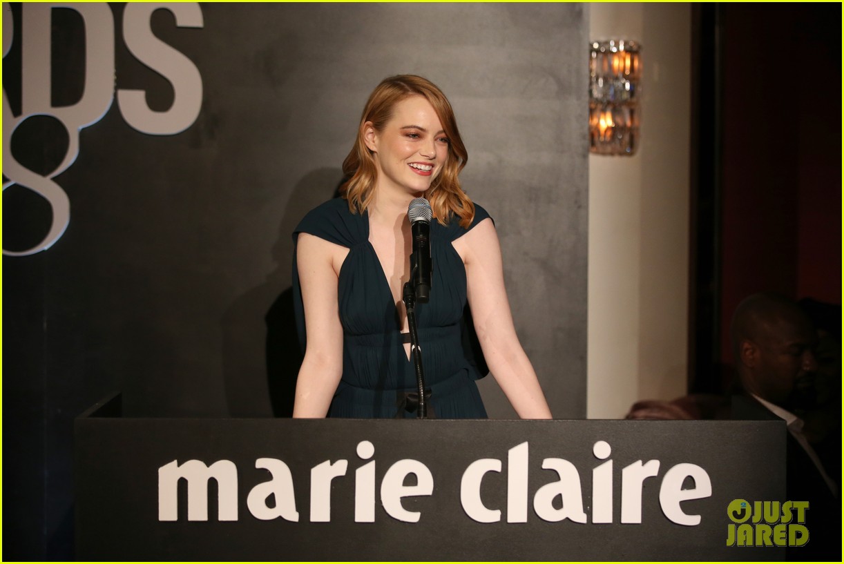 emma stone goes glam in green for marie claire image makers awards 024013473