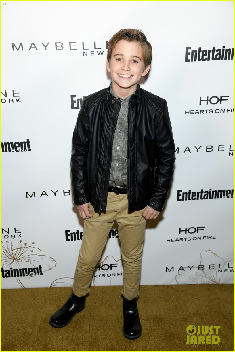 stranger things kids take over entertainment weekly party 314018191