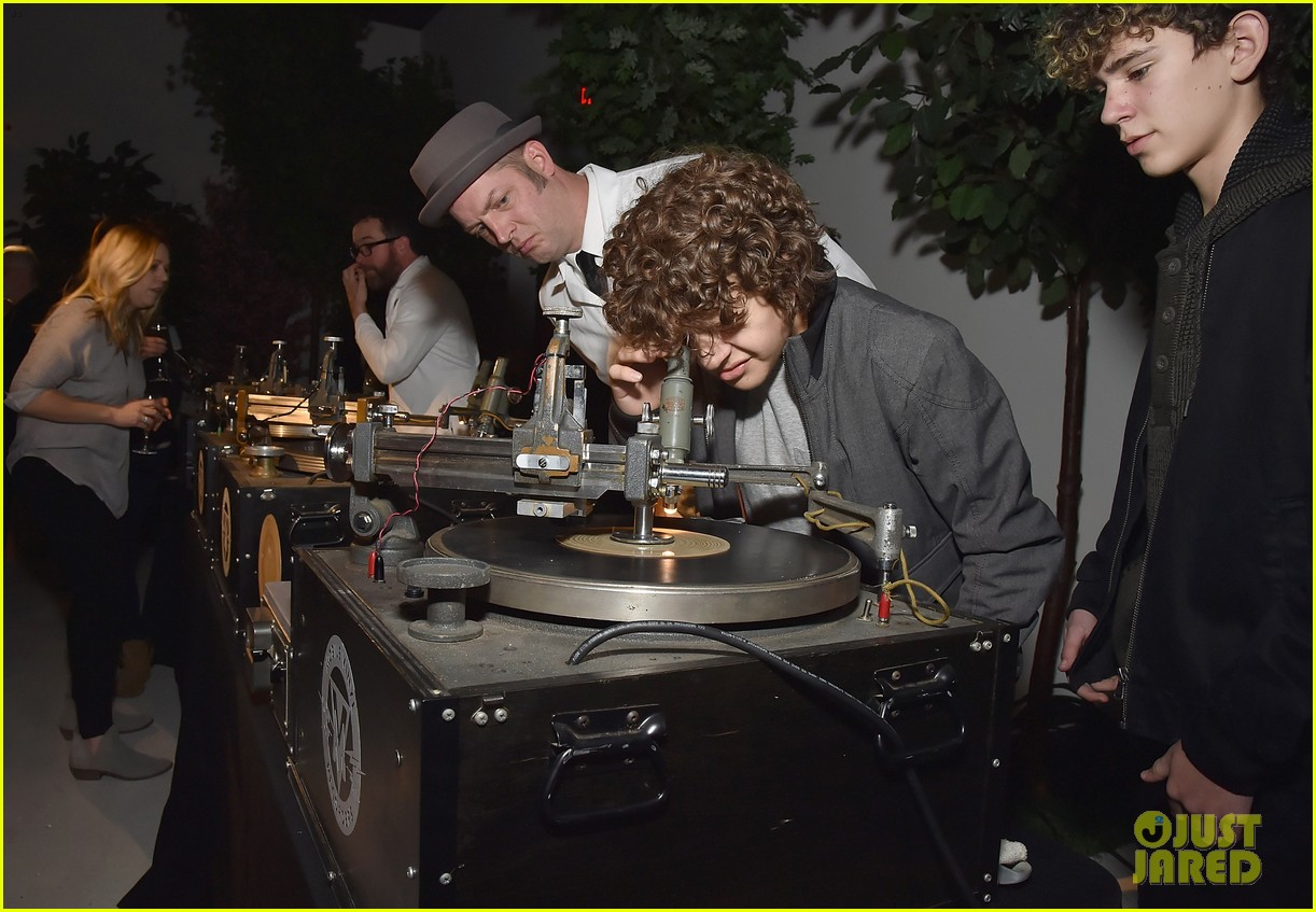 justin timberlake support from wife jessica biel man of the woods nyc listening session 20