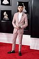 zayn malik pink suit 2018 grammys 05