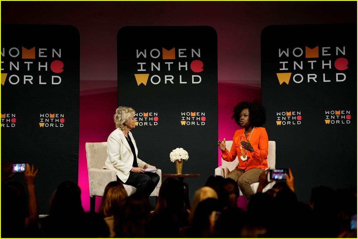 viola davis and olivia munn team up for women in the world 2018 event 20