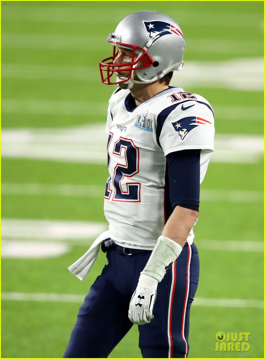 Gisele Bundchen's 'My Husband Can't Throw & Catch' Quote Resurfaces