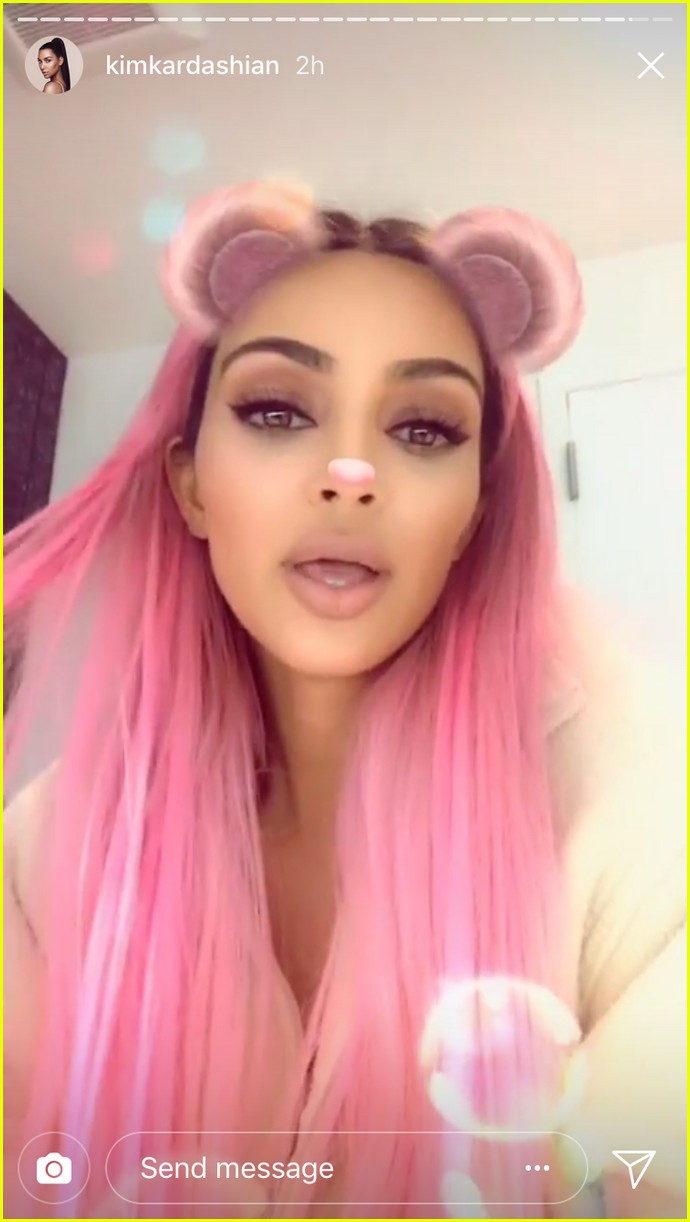 Kim Kardashian Dyes Her Hair Pink, Ditches Her Blonde Locks! Photo