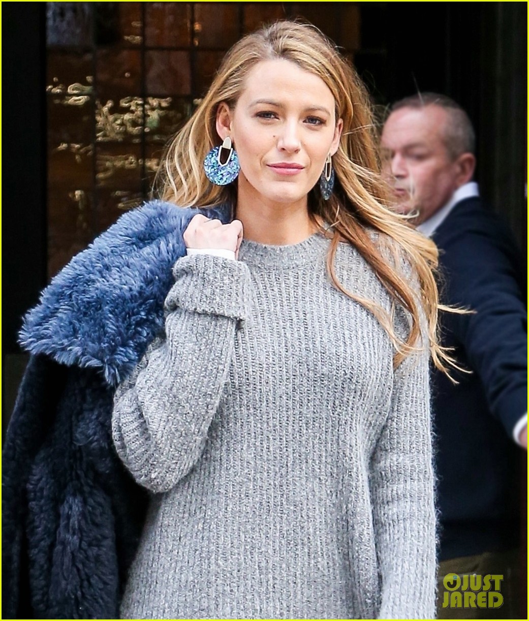 blake lively daughter had a hilarious reaction to this outfit 044034246