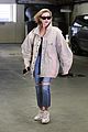 hailey baldwin shows off her casual street style in oversized jacket 05