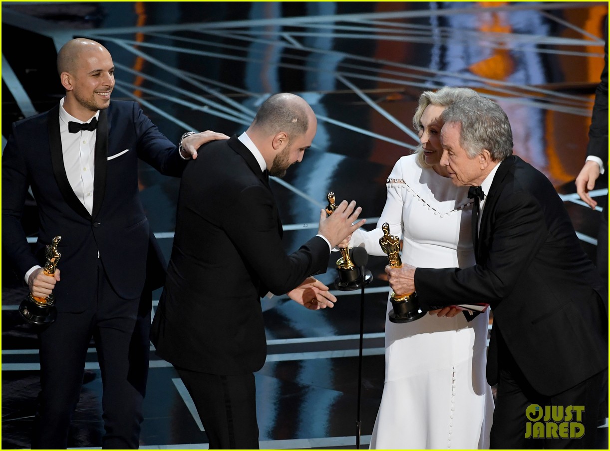Oscars Best Picture Mistake in 2017 What Went Wrong, What Happened