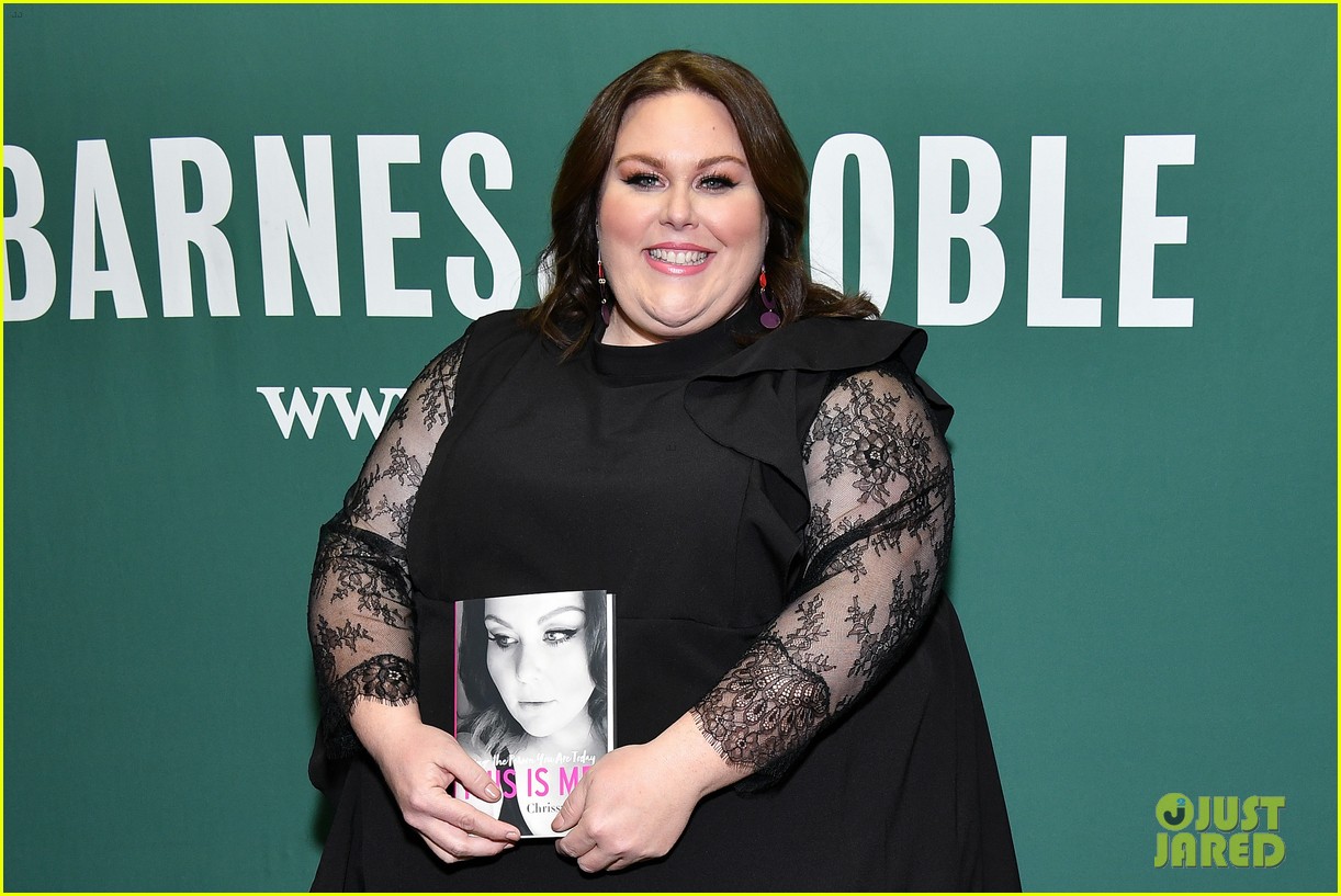 chrissy metz book promote barnes noble march 2018 05