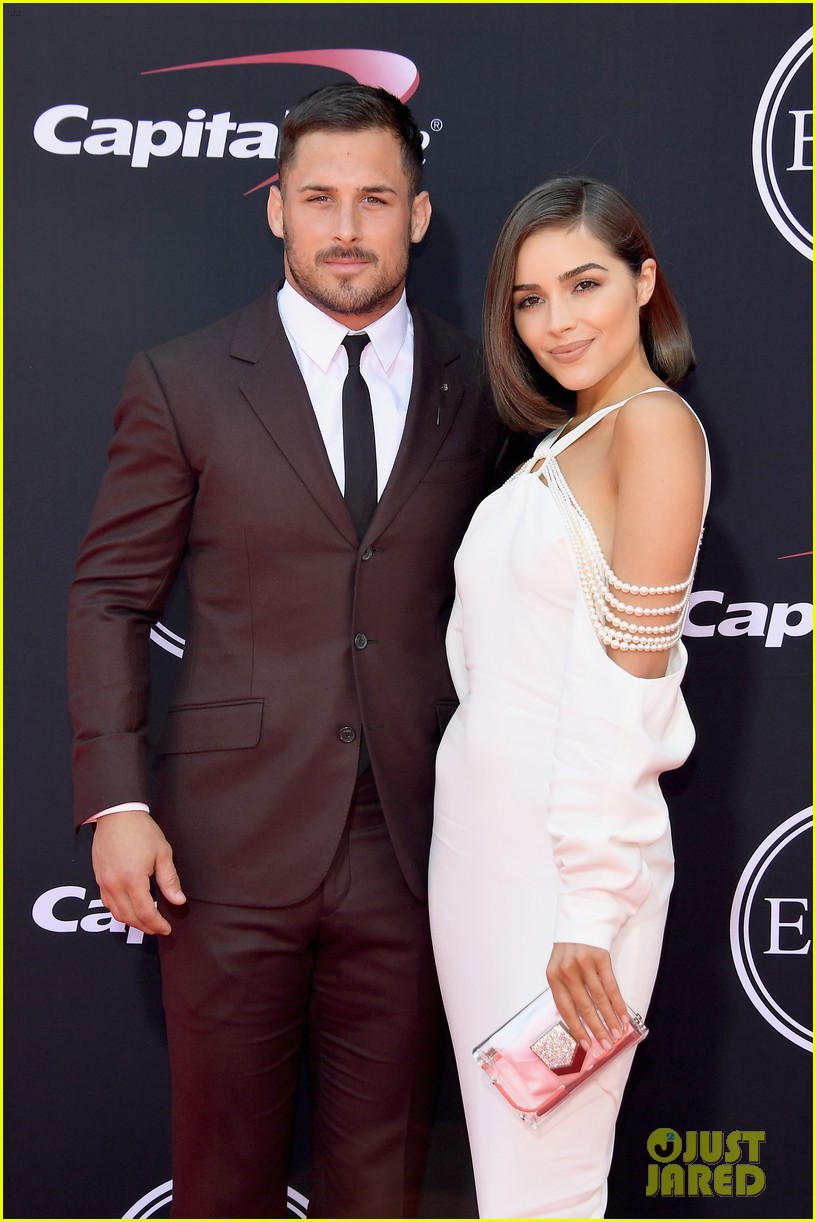 olivia culpo danny amendola call it quits after two years together 014055325