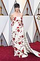 laura dern goes chic in white for oscars 2018 10