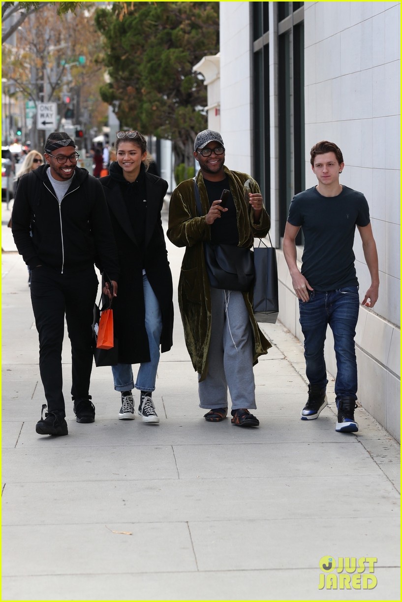 zendaya is all smiles while out with tom holland in beverly hills 054043387