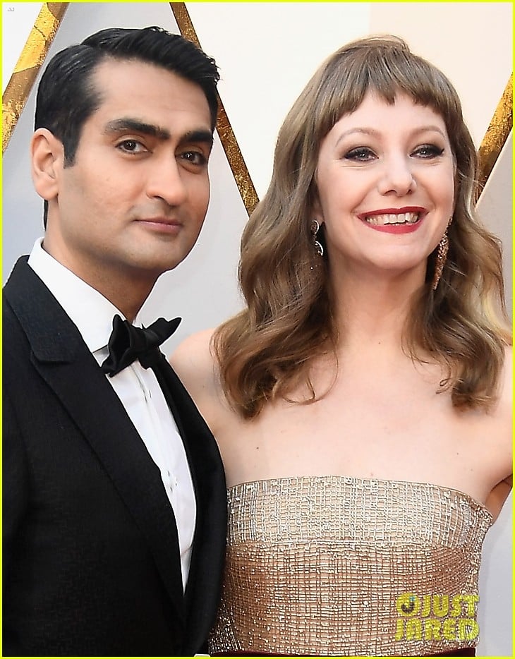 Kumail Nanjiani & Emily V. Gordon Share a Kiss at Oscars 2018! Photo