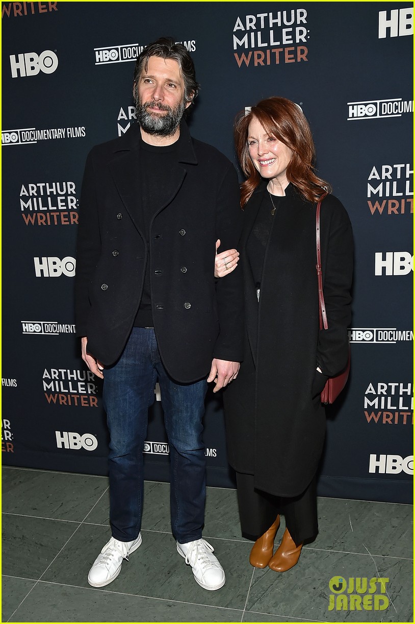 julianne moore and bart freundlich couple up for arthur miller writer screening 01