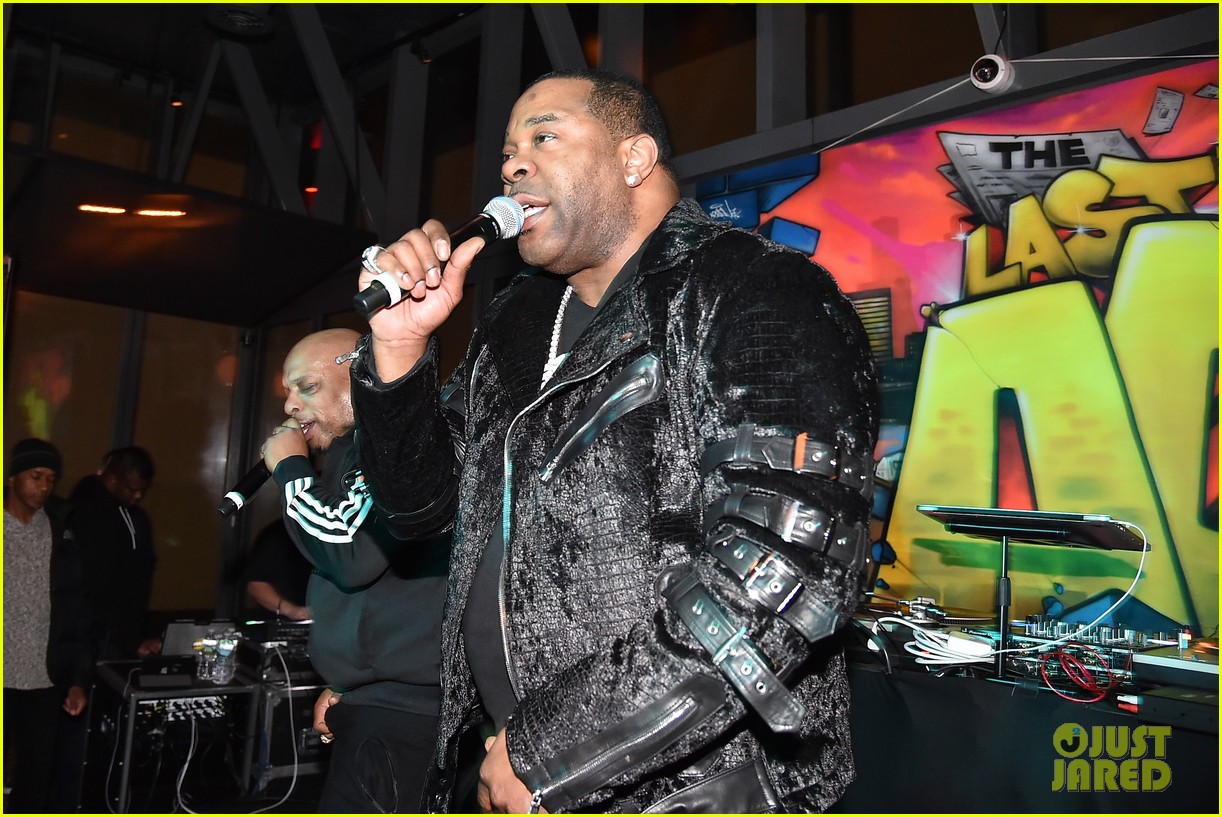 tracy morgan celebrates the last o g premiere with wife megan wollover busta rhymes 03