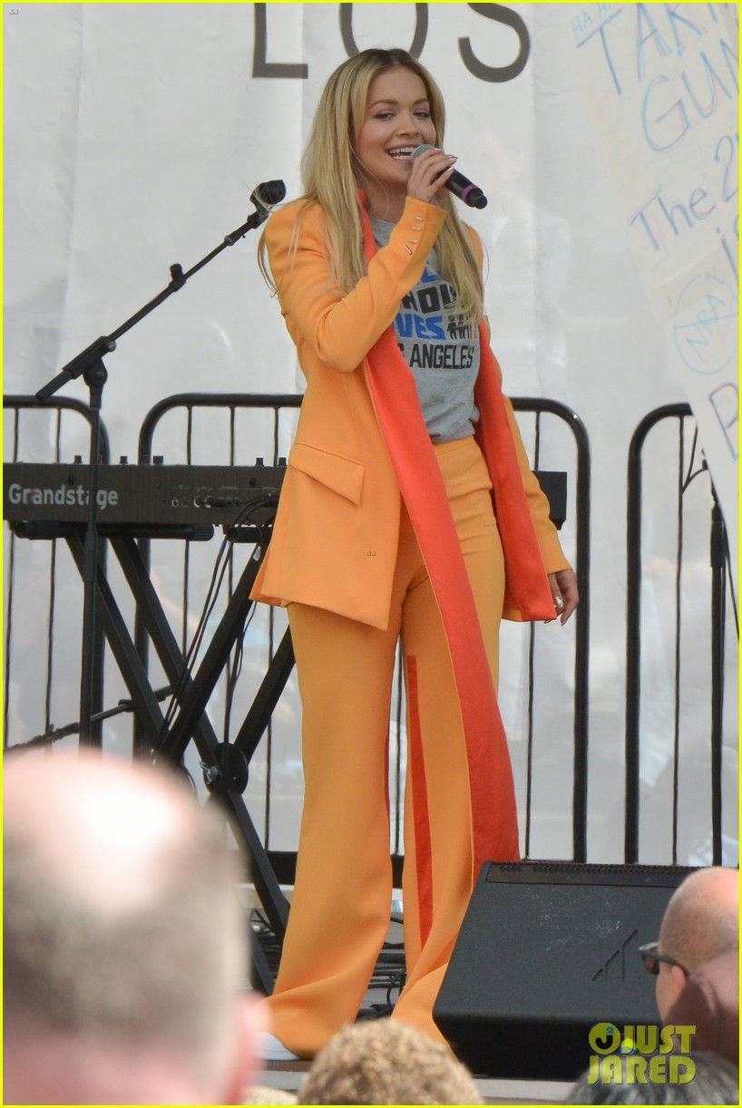 rita ora charlie puth perform at march for our lives in la 114055487