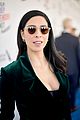 sarah silverman rocks sunglasses velvet suit for spirit awards 2018 01