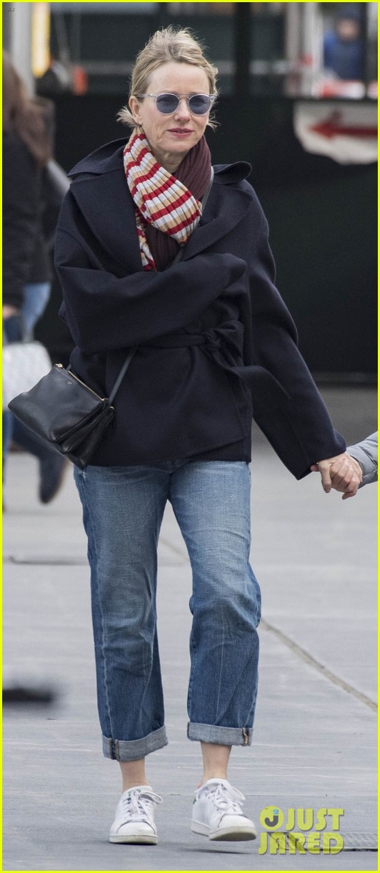 naomi watts stops off for bagels in nyc 024048957