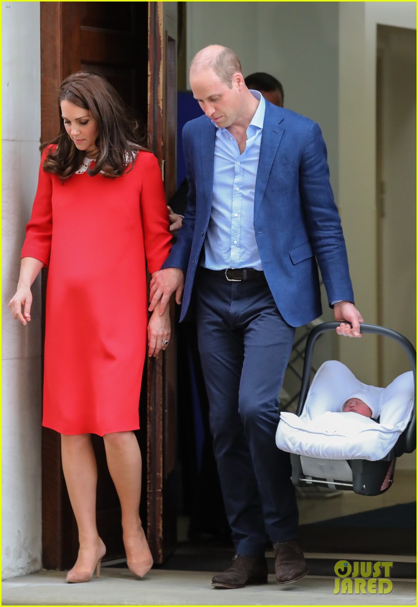 Prince Louis Arthur Charles Kate Middleton & Prince William Reveal