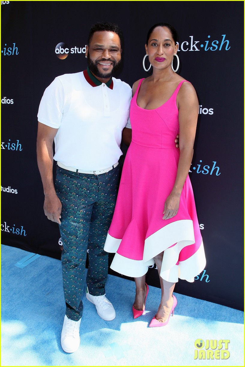 tracee ellis ross anthony anderson black ish event 034074157