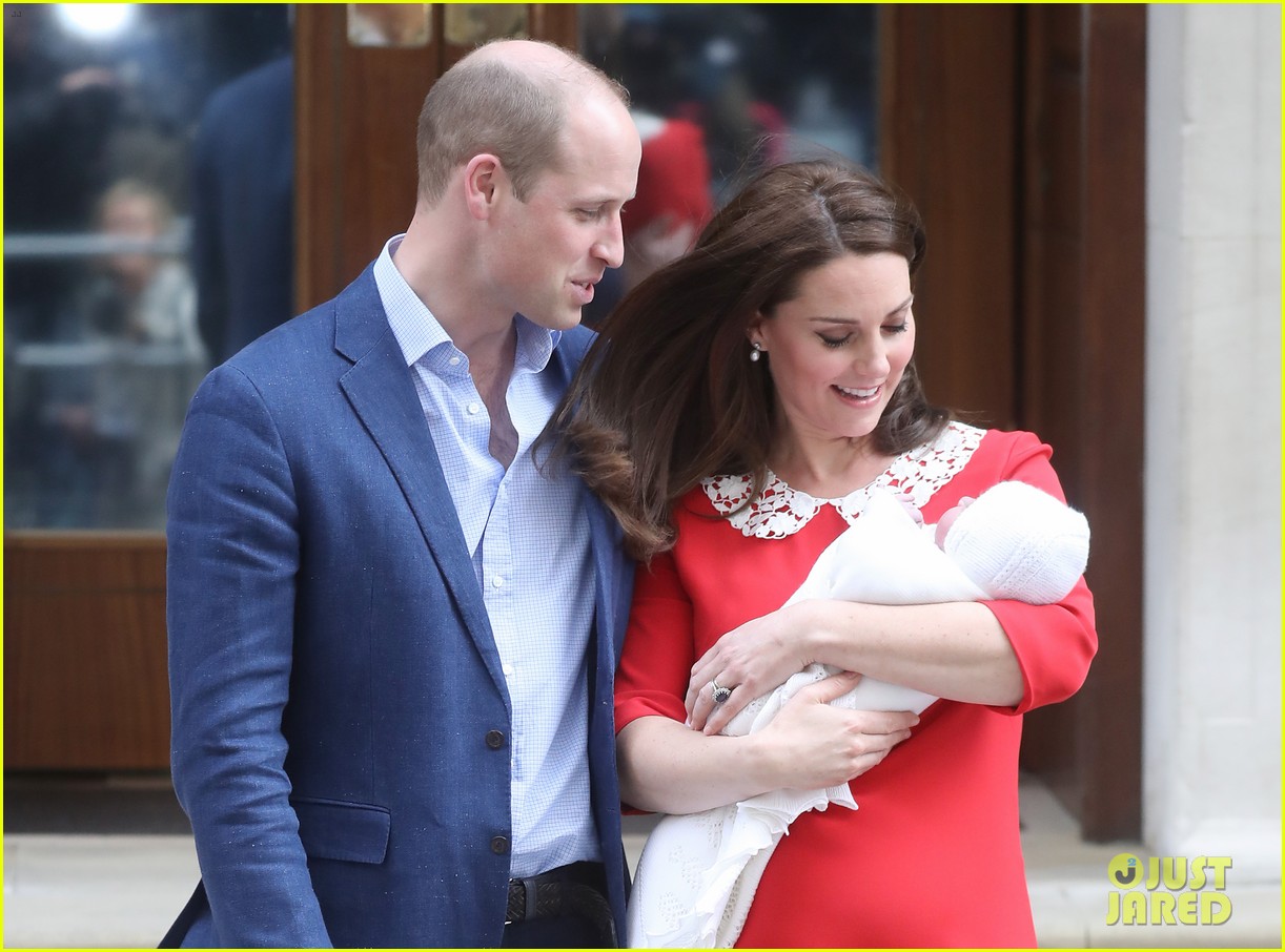 first photos royal baby kate middleton prince william 034072748