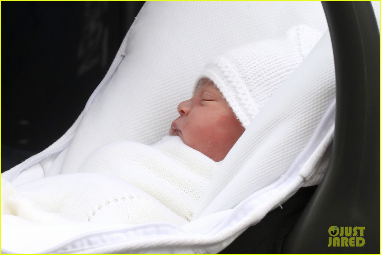 first photos royal baby kate middleton prince william 484070804