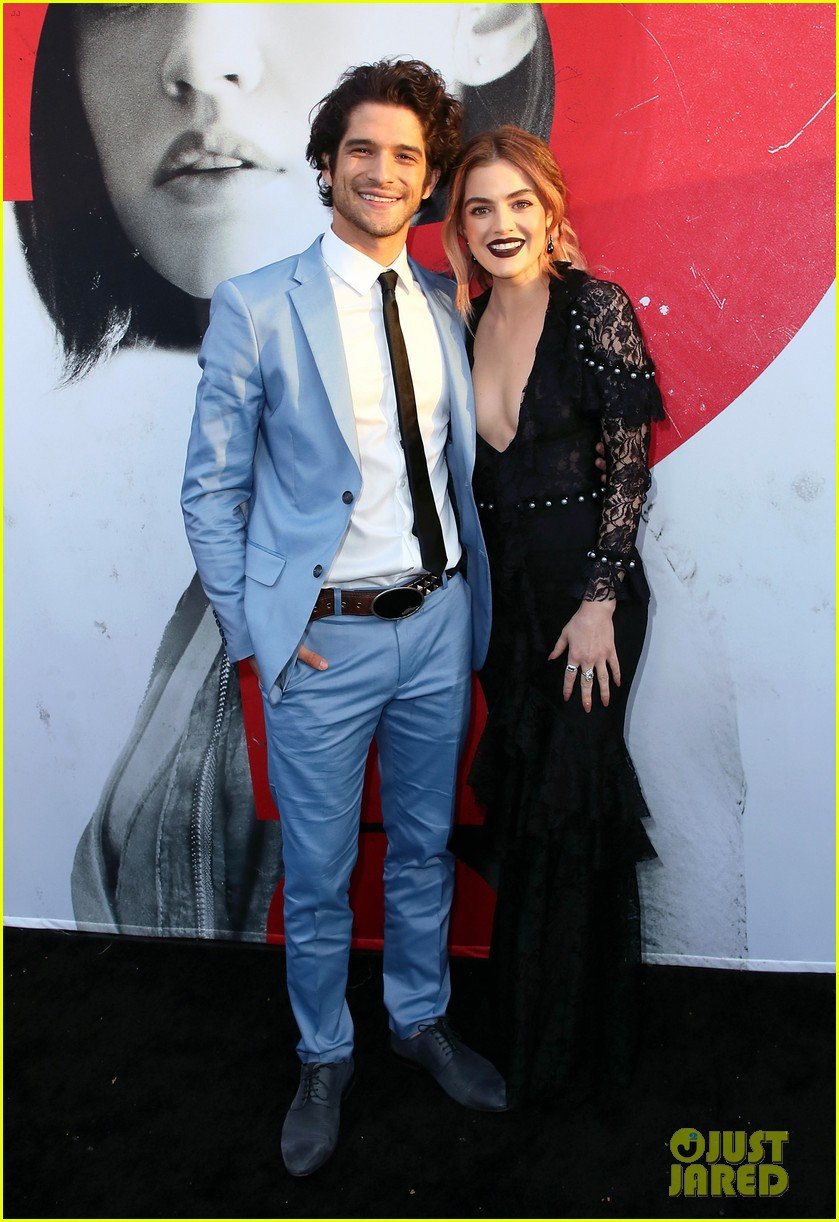 lucy hale tyler posey truth or dare premiere 014063747