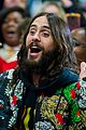 jared leto performs at penn station 04