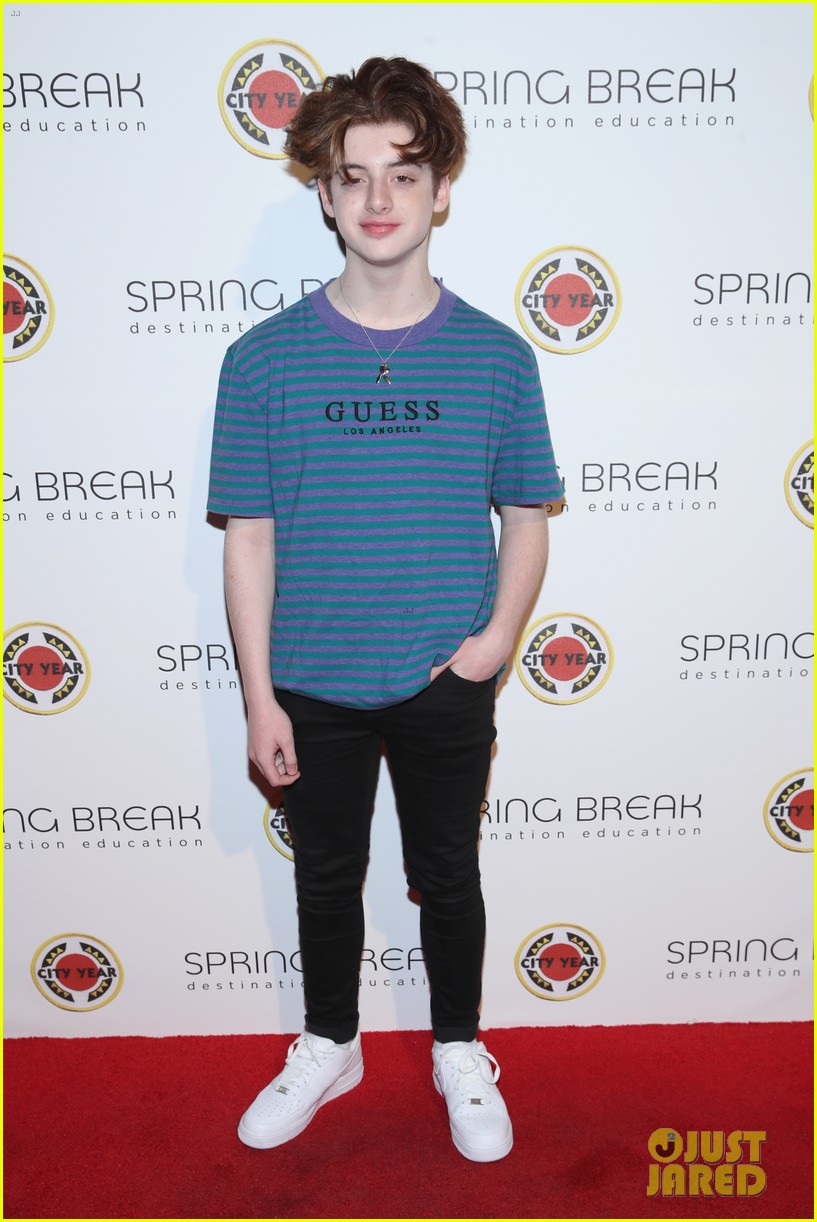 joey king jacob elordi couple up for city year spring break 064074431