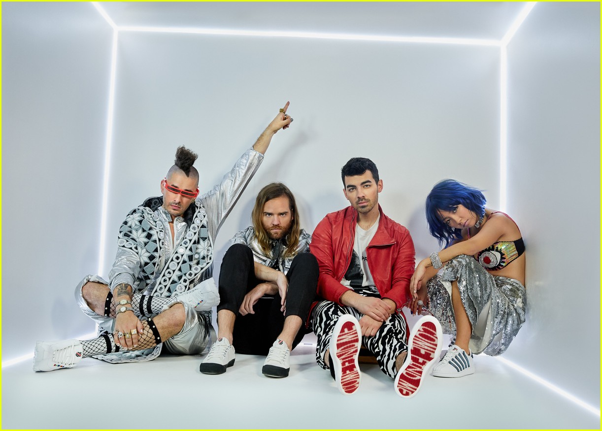 joe jonas and dnce launch new shoe collection with k swiss 034068250