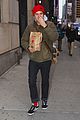 joshua jackson enjoys some mcdonalds 03