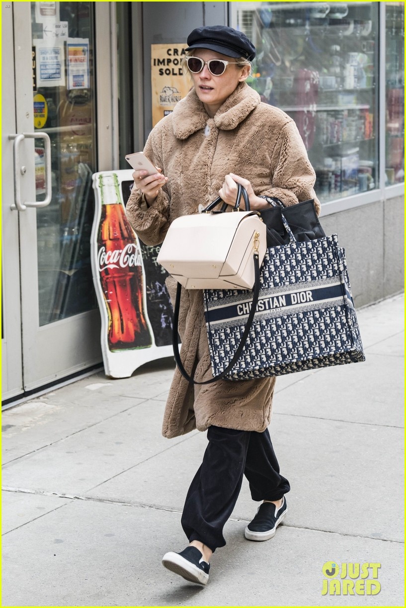 diane kruger bundles up for shopping spree in nyc 05
