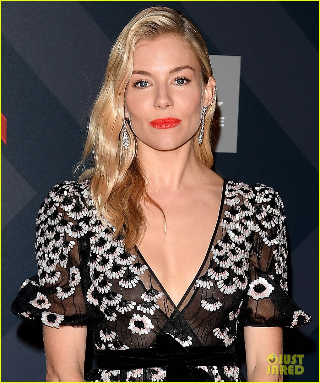 sienna miller joins royals at formula e gala dinner in rome 054065779
