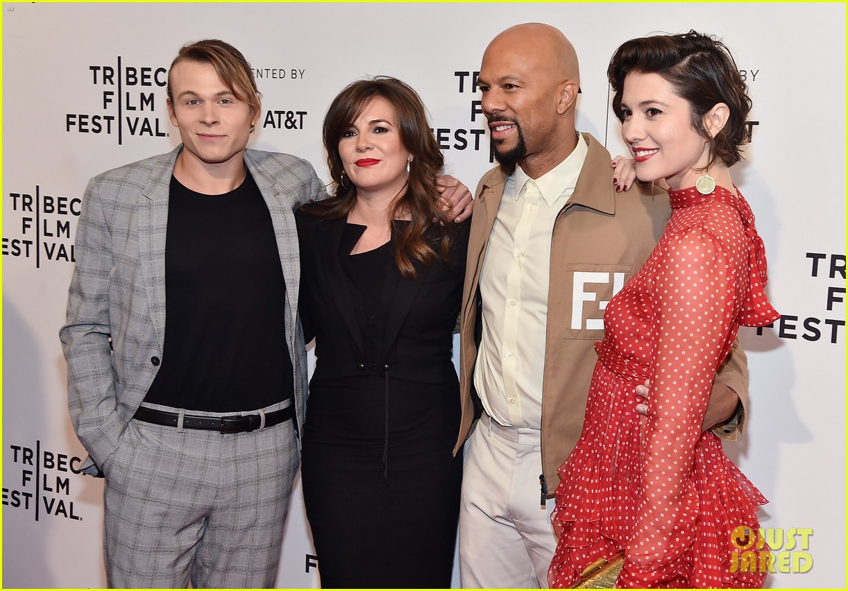 mary elizabeth winstead common premiere all about nina at tribeca film festival 2018 024069384