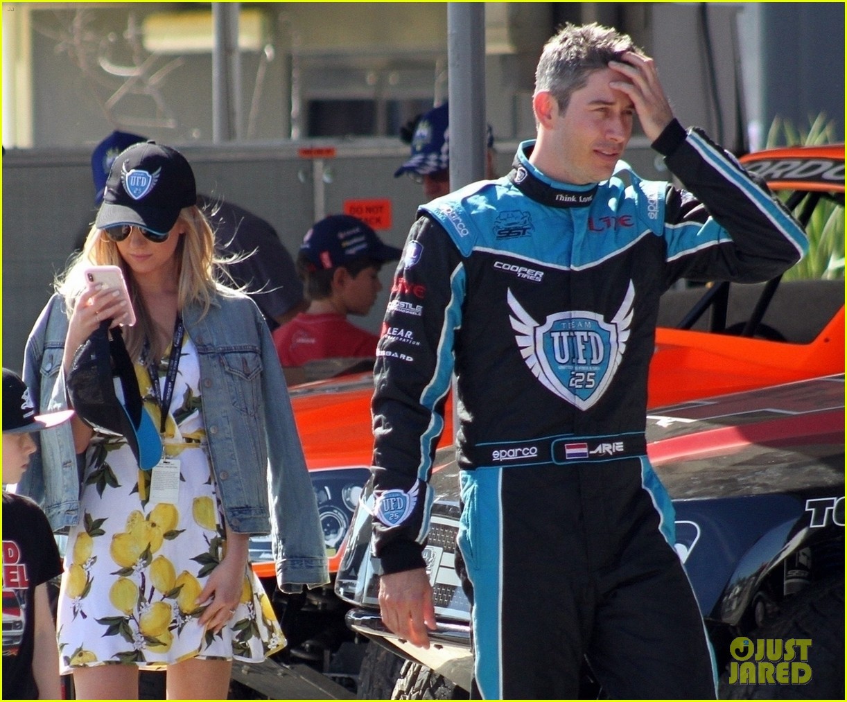 The Bachelor's Arie Luyendyk Jr. Gets Support from Fiancee Lauren