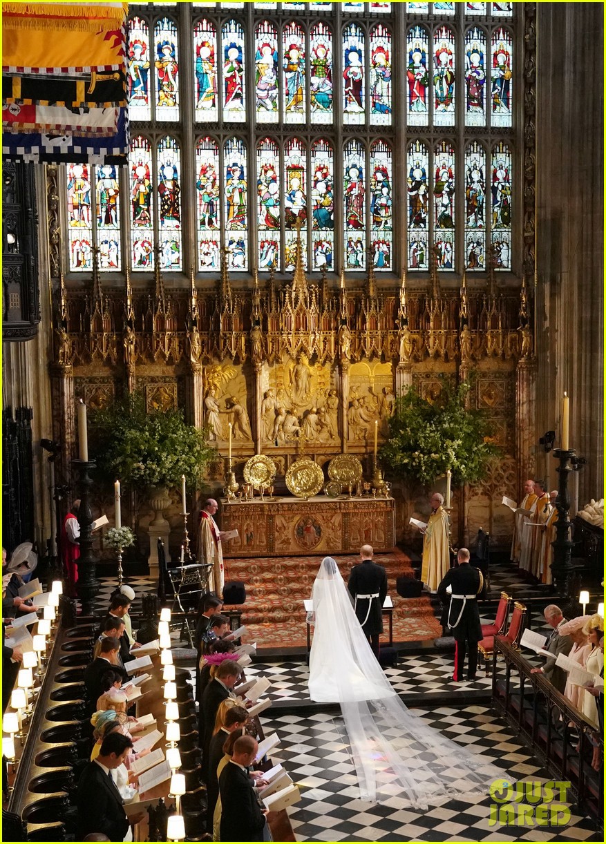 Harry & Meghan's Royal Wedding See the Best Inside Photos! Photo