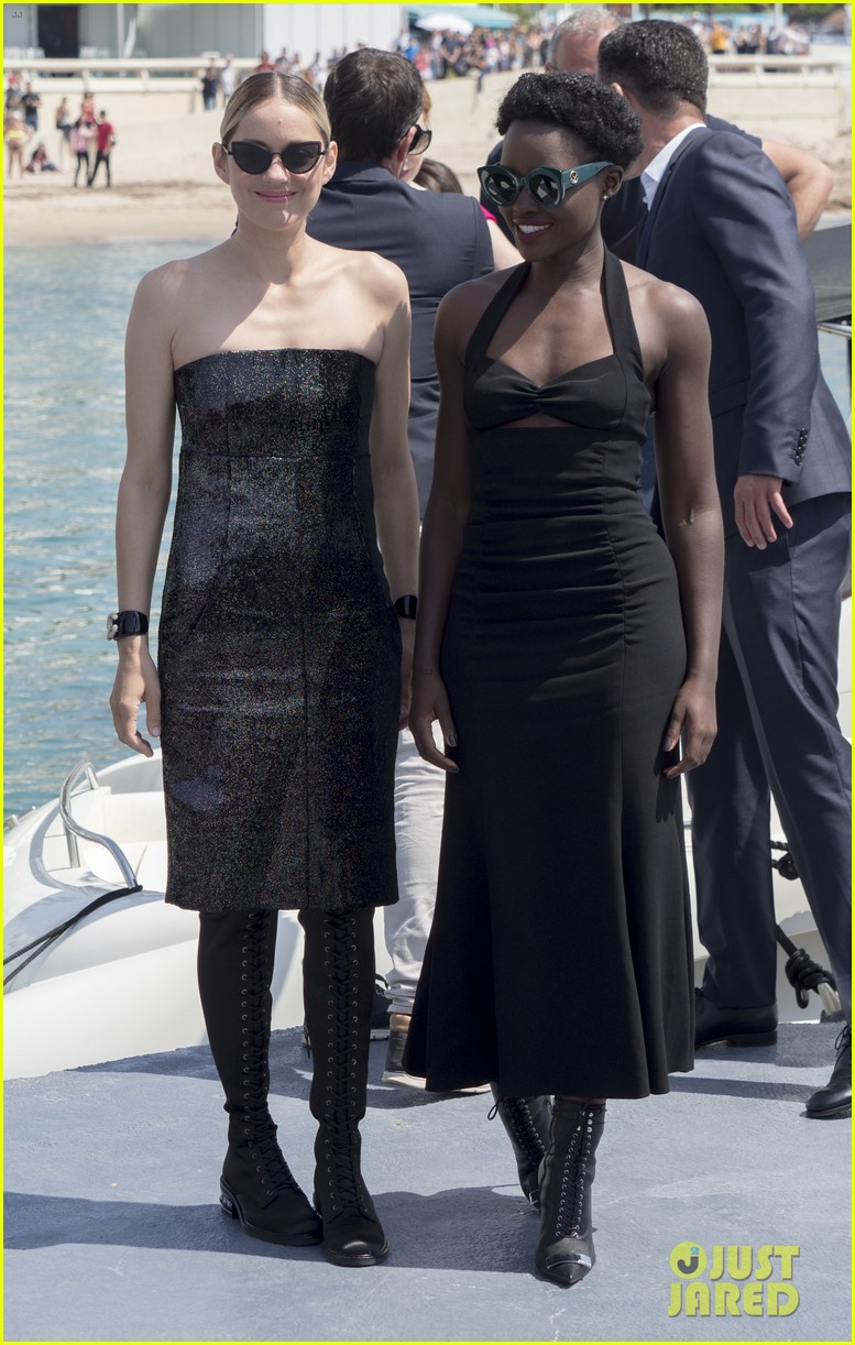 jessica chastain brings first look of spy thriller 355 to cannes with lupita nyongo 094080363