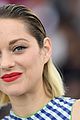 marion cotillard angel face cannes photo call 02