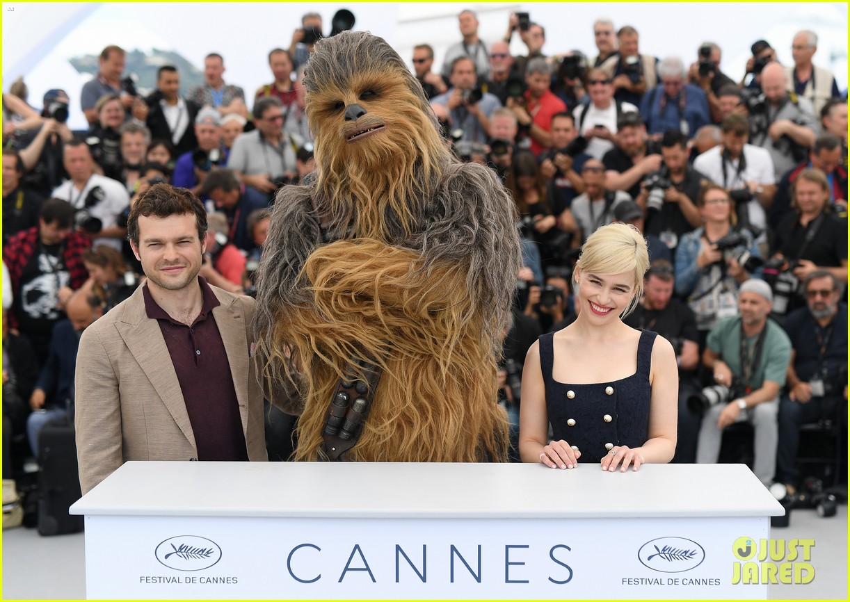 alden ehrenreich emilia clarke donald glover hit cannes for solo a star wars story photo call 214083144