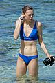 jaime king goes snorkeling in hawaii with hubby kyle newman 11