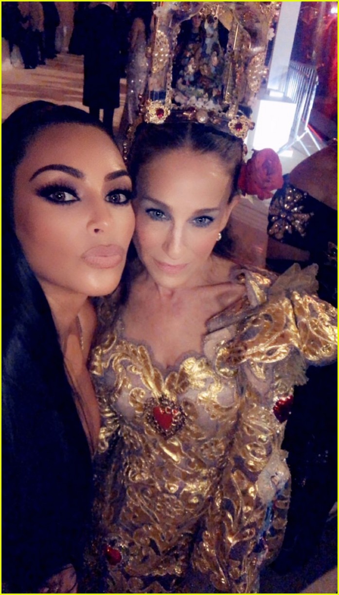 kim kardashian shares her photos from inside met gala 2018 03