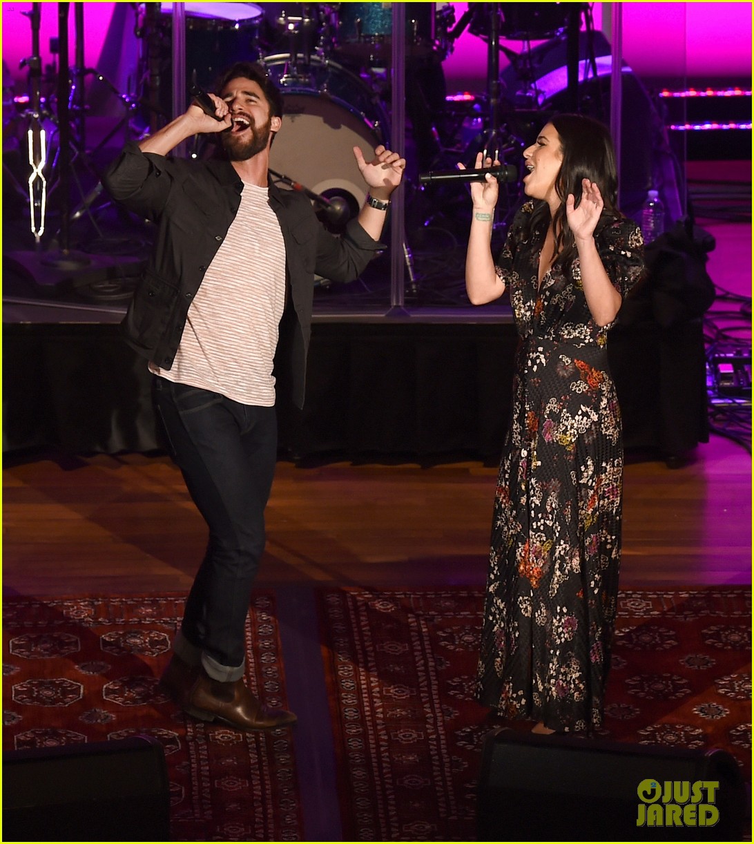 Lea Michele & Darren Criss Kick Off 'LM/DC Tour' in Nashville! Photo