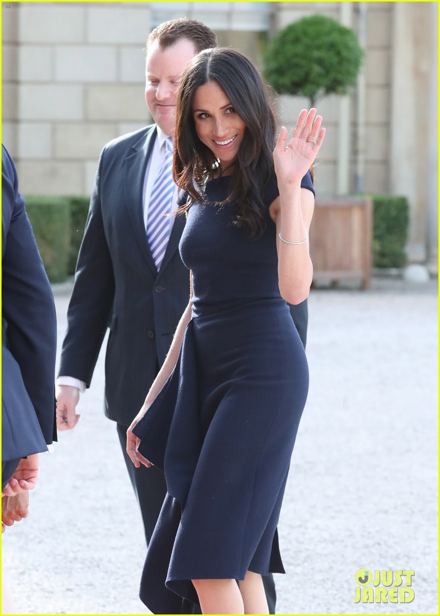 Meghan Markle & Mom Doria Arrive at Cliveden House Hotel Photo 4085760