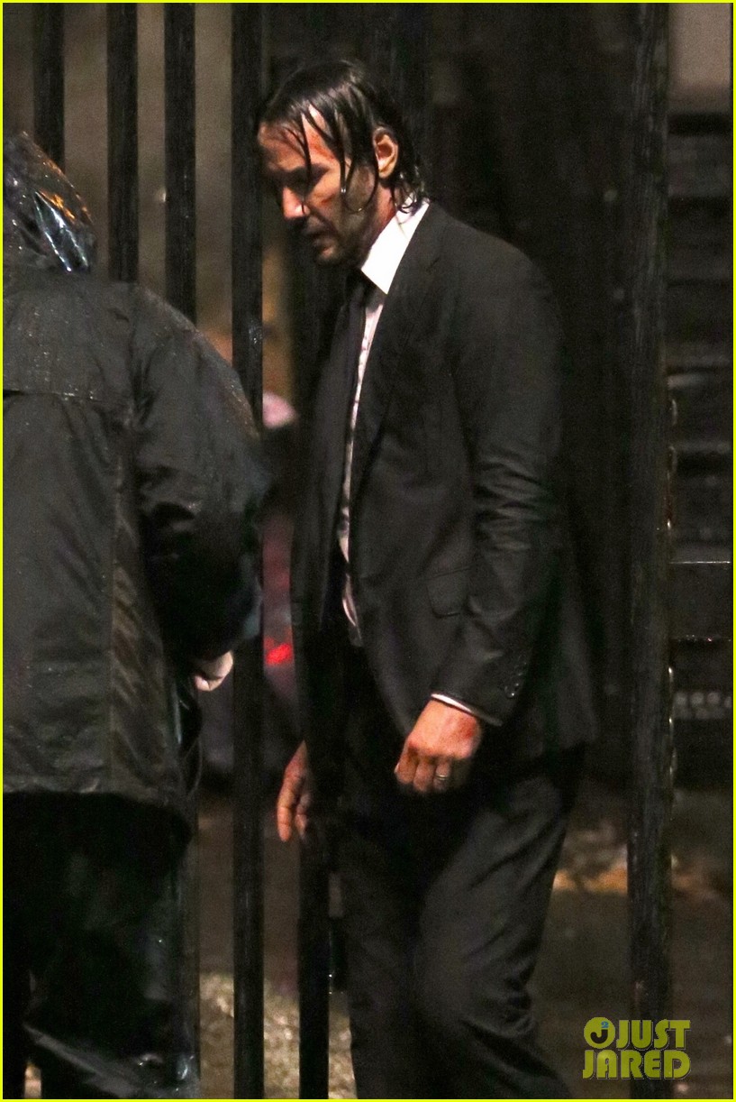 keanu reeves gets caught in the rain again for john wick 034090274