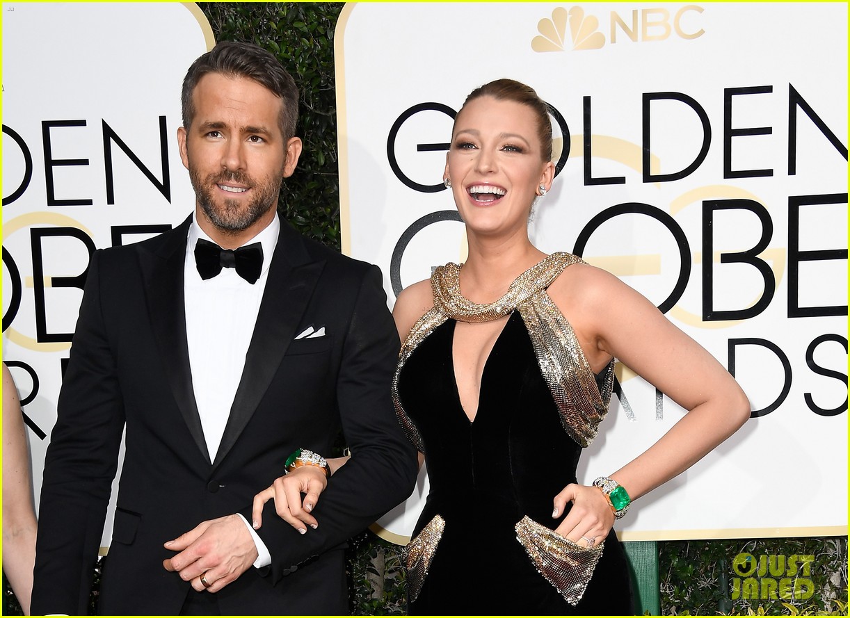 ryan reynolds reacts to blake lively unfollowing him 054075676